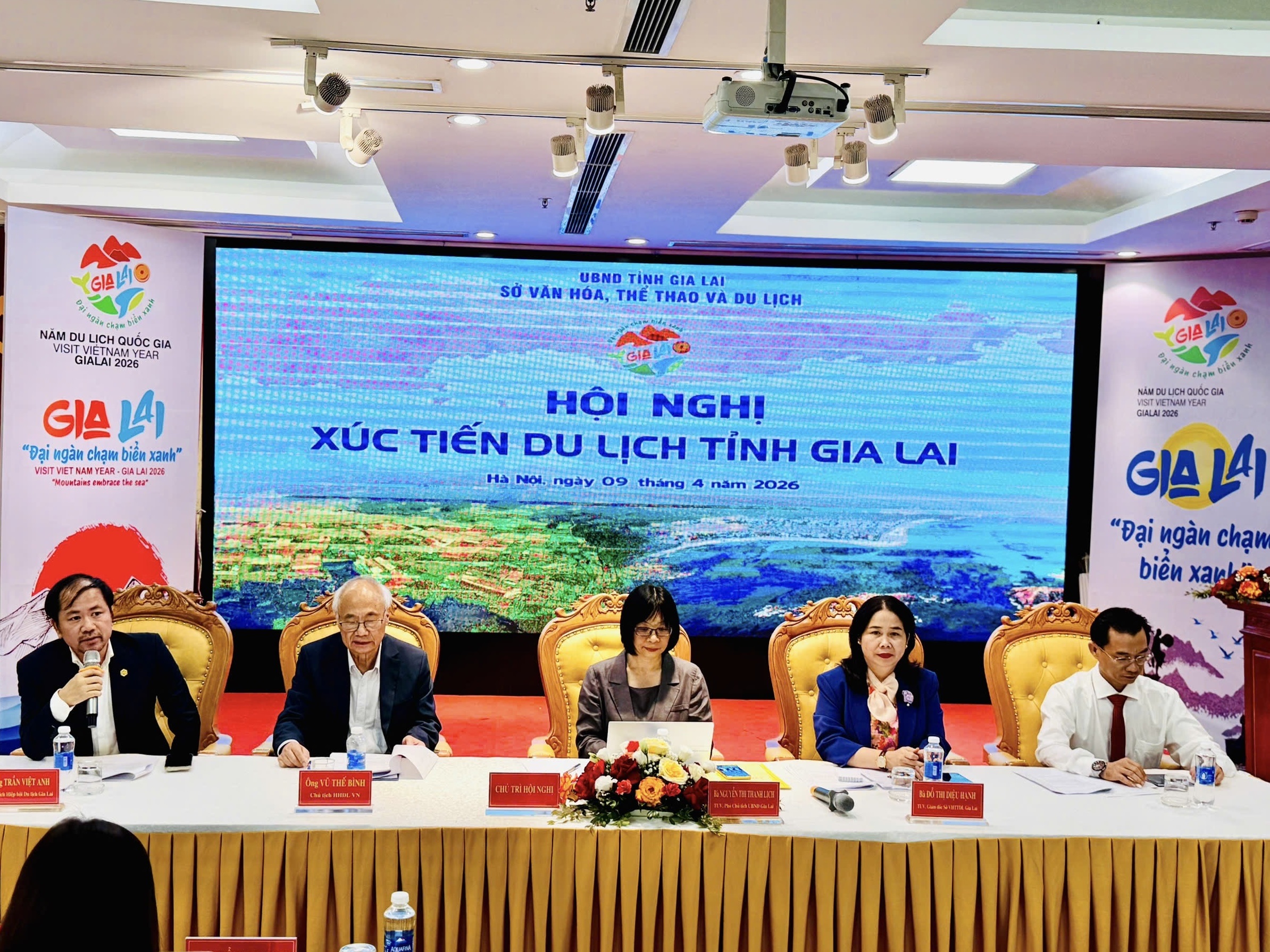 Điểm đến mới nổi bật trên bản đồ du lịch Việt Nam và thế giới - Ảnh 1.