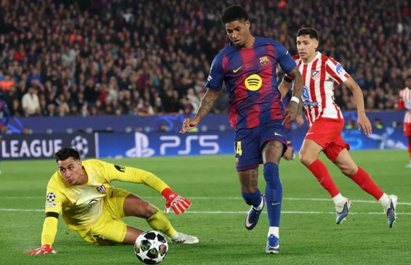 Barcelona có nguy cơ trắng tay tại Champions League - Ảnh 1. Barcelona có nguy cơ trắng tay tại Champions League - Ảnh 1.