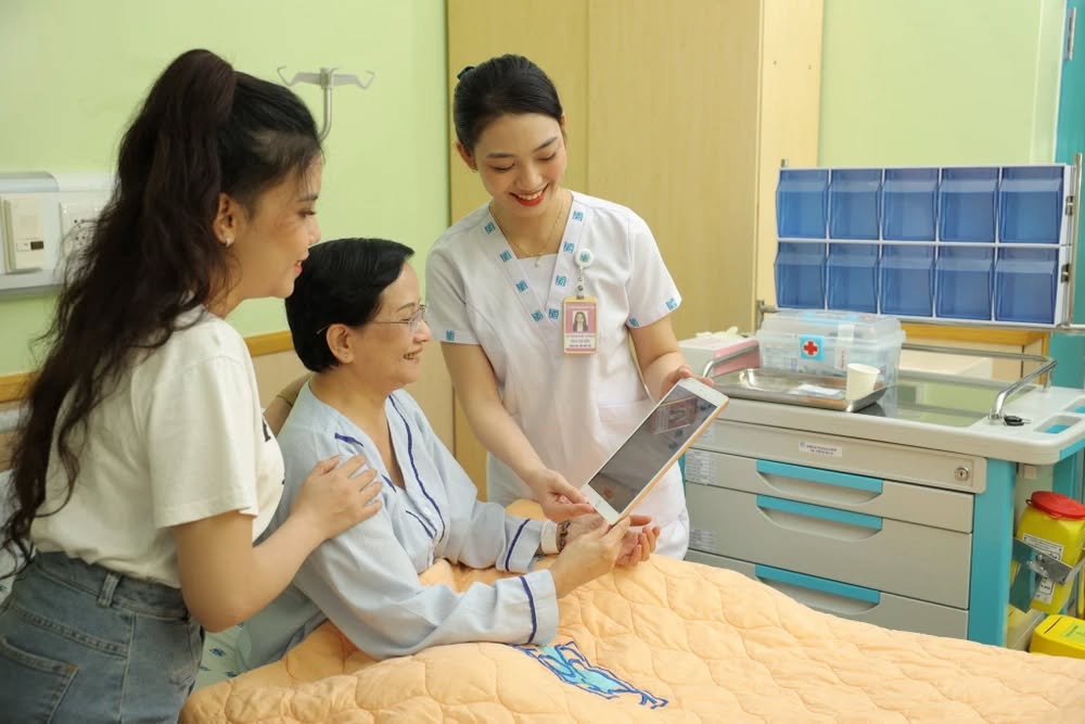 Một bệnh viện ở TPHCM dùng AI biên soạn 1.000 bài viết chuyên môn - Ảnh 2.