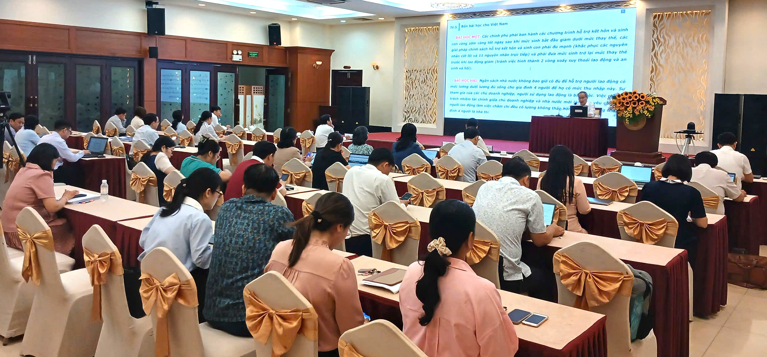 - Ảnh 2. - Ảnh 2.