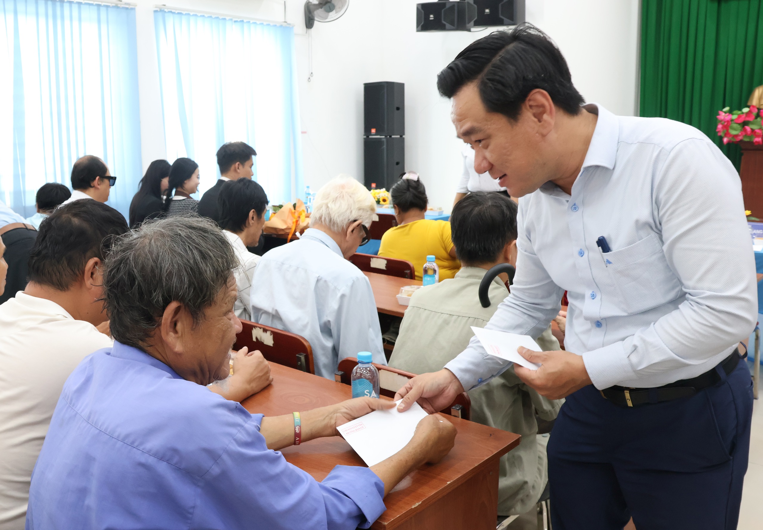 TPHCM: Chi hội Luật gia phường Bàn Cờ ra mắt tư vấn pháp lý miễn phí cho người dân - Ảnh 2. TPHCM: Chi hội Luật gia phường Bàn Cờ ra mắt tư vấn pháp lý miễn phí cho người dân - Ảnh 2.