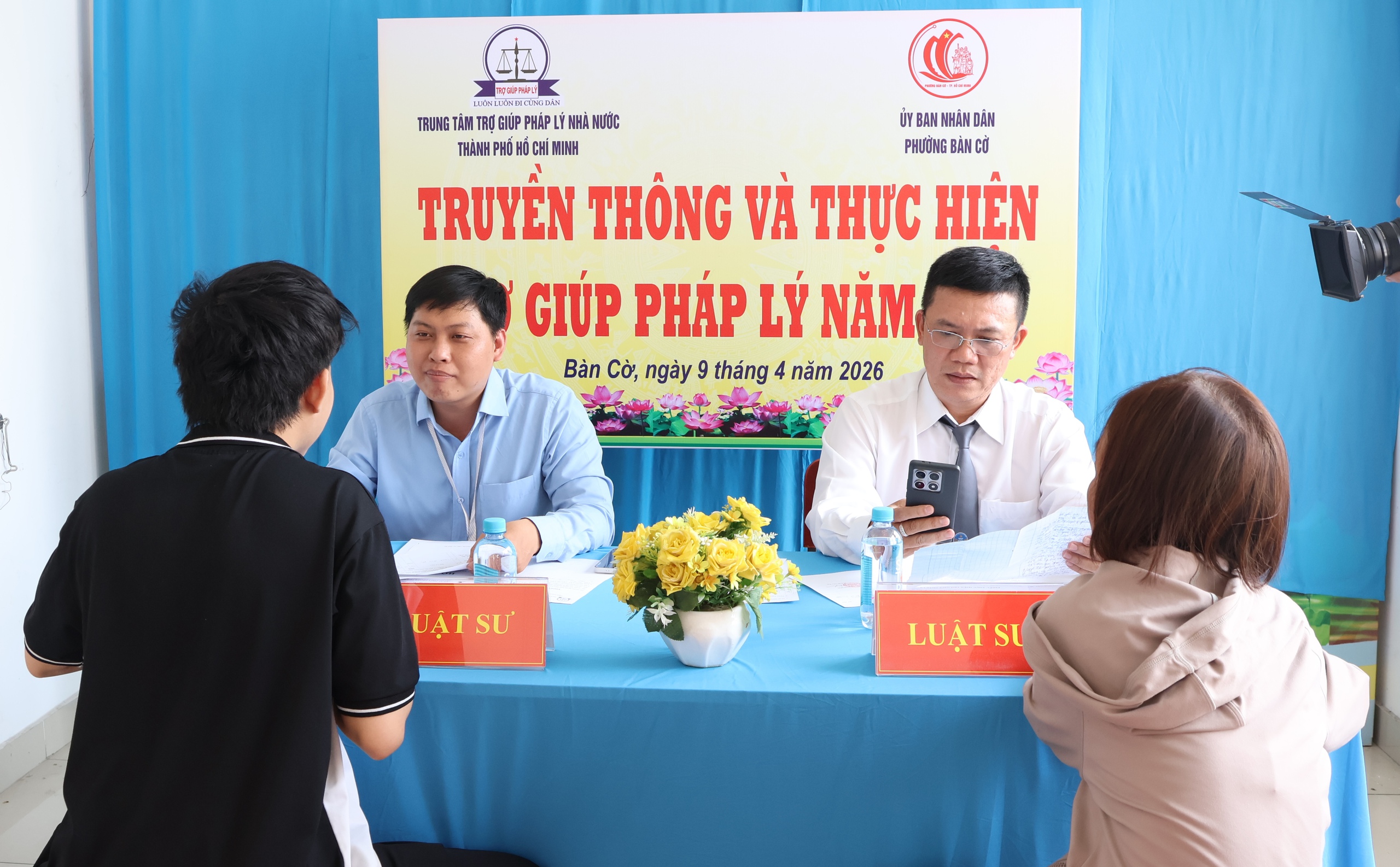 TPHCM: Chi hội Luật gia phường Bàn Cờ ra mắt tư vấn pháp lý miễn phí cho người dân - Ảnh 4. TPHCM: Chi hội Luật gia phường Bàn Cờ ra mắt tư vấn pháp lý miễn phí cho người dân - Ảnh 4.