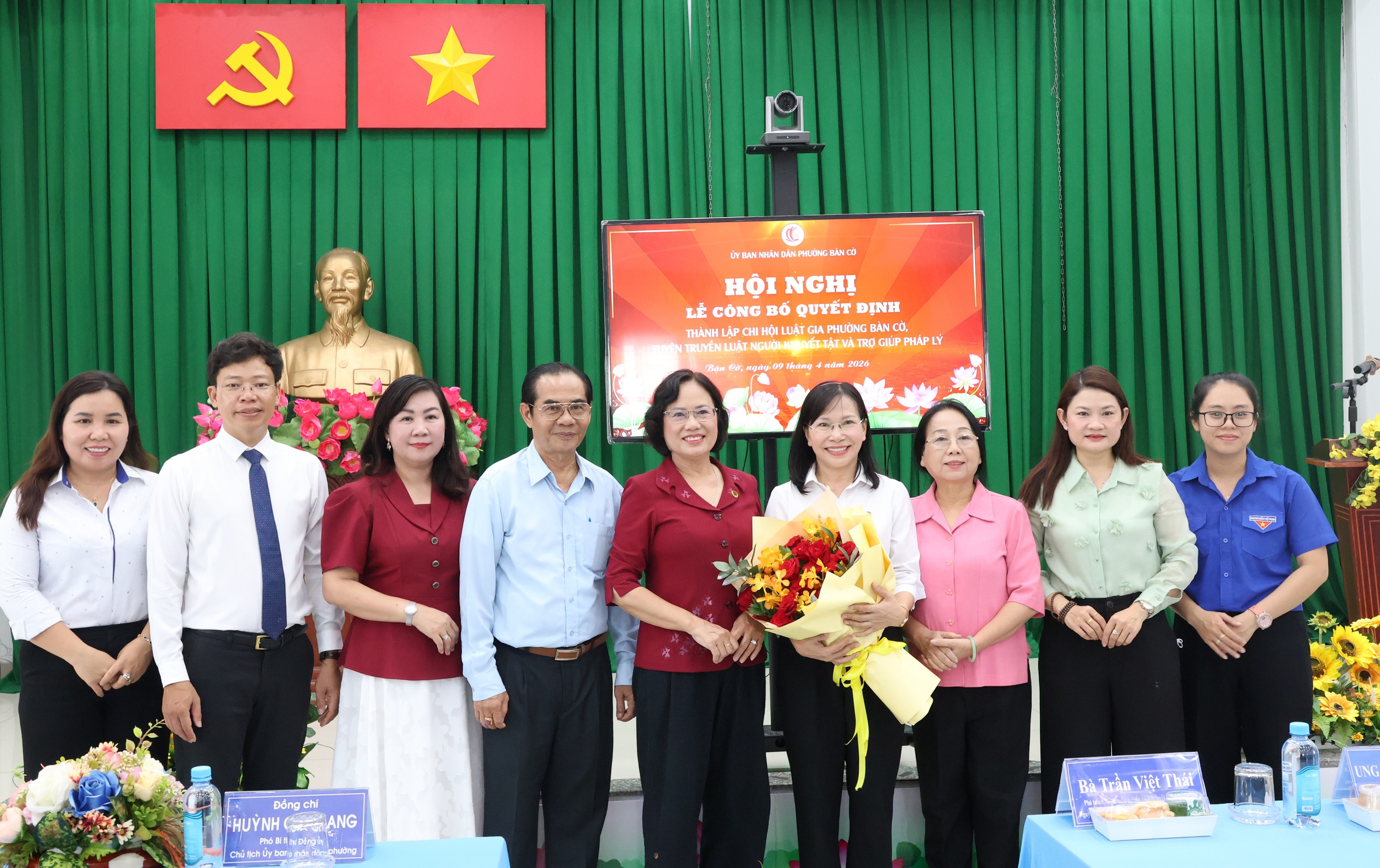 TPHCM: Chi hội Luật gia phường Bàn Cờ ra mắt tư vấn pháp lý miễn phí cho người dân - Ảnh 1. TPHCM: Chi hội Luật gia phường Bàn Cờ ra mắt tư vấn pháp lý miễn phí cho người dân - Ảnh 1.