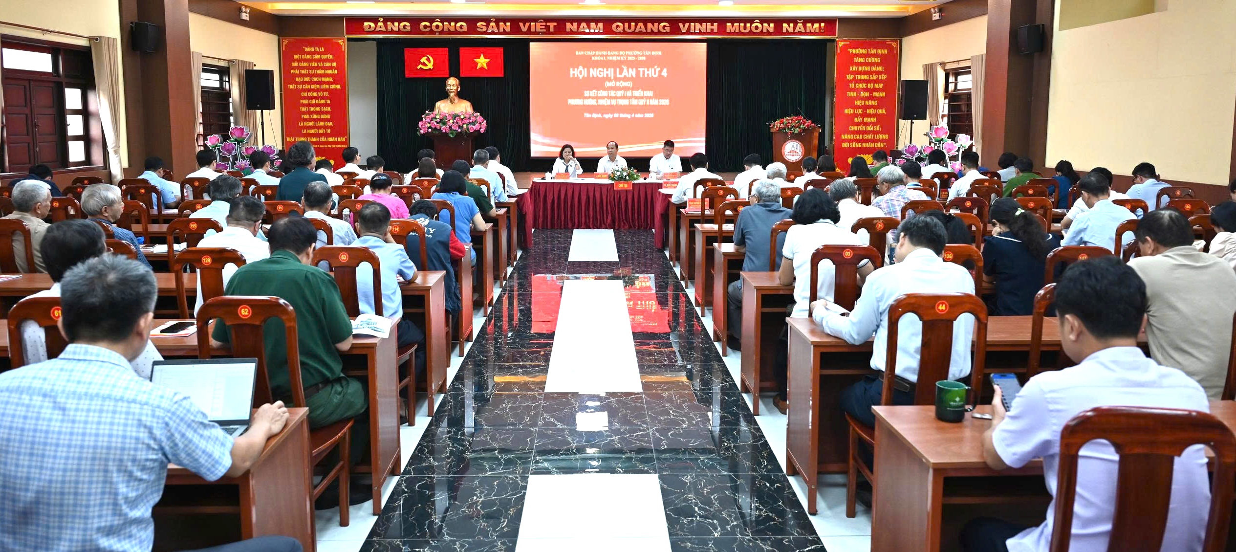 Phường Tân Định bứt tốc với Thu ngân sách 1 . 100 Tỉ đồng trong qúy 2 năm 2026 - Ảnh 2. Phường Tân Định bứt tốc với Thu ngân sách 1 . 100 Tỉ đồng trong qúy 2 năm 2026 - Ảnh 2.