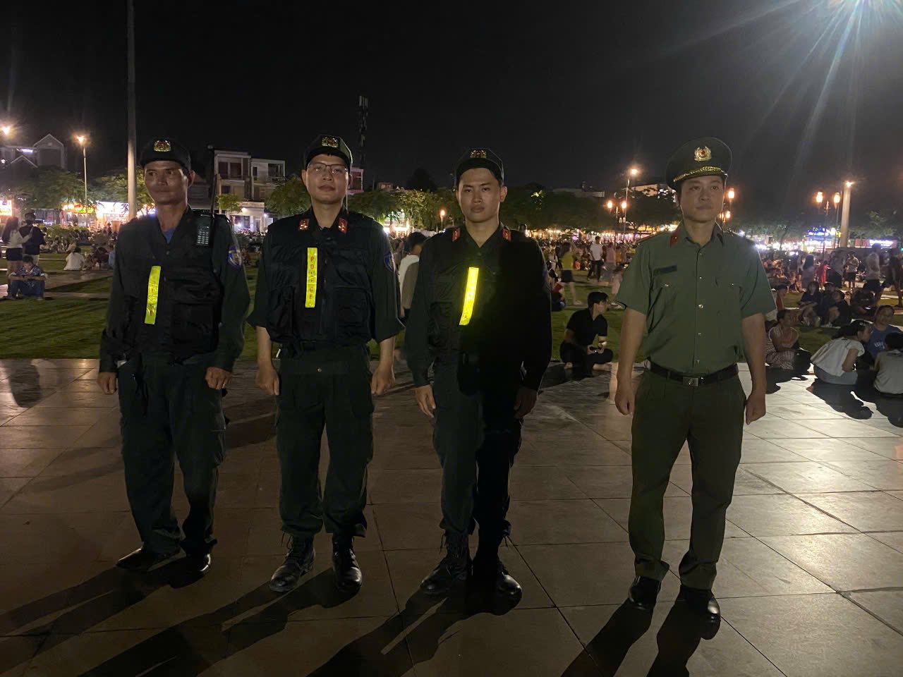 Công an TPHCM đảm bảo an ninh trật tự dịp Lễ 30/4 - Ảnh 4.