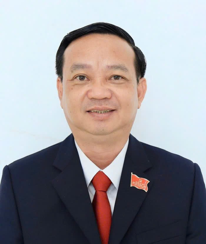 15 Chủ tịch UBND xã, phường, đặc khu làm thành viên một Ban Chỉ đạo vừa thành lập của TPHCM - Ảnh 1.