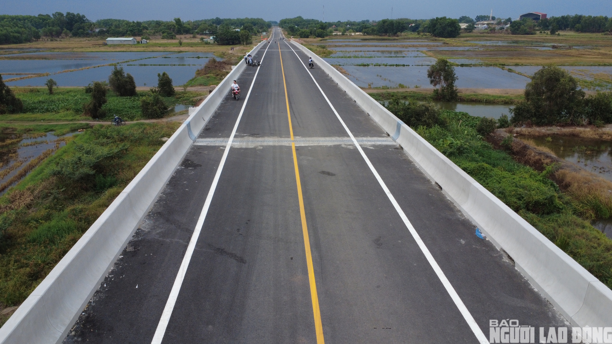 H&igrave;nh h&agrave;i tuyến đường Hồ Ch&iacute; Minh 2 . 200 Tỉ đồng kết nối TPHCM , Đồng Nai , T&acirc;y Ninh - Ảnh 10.
