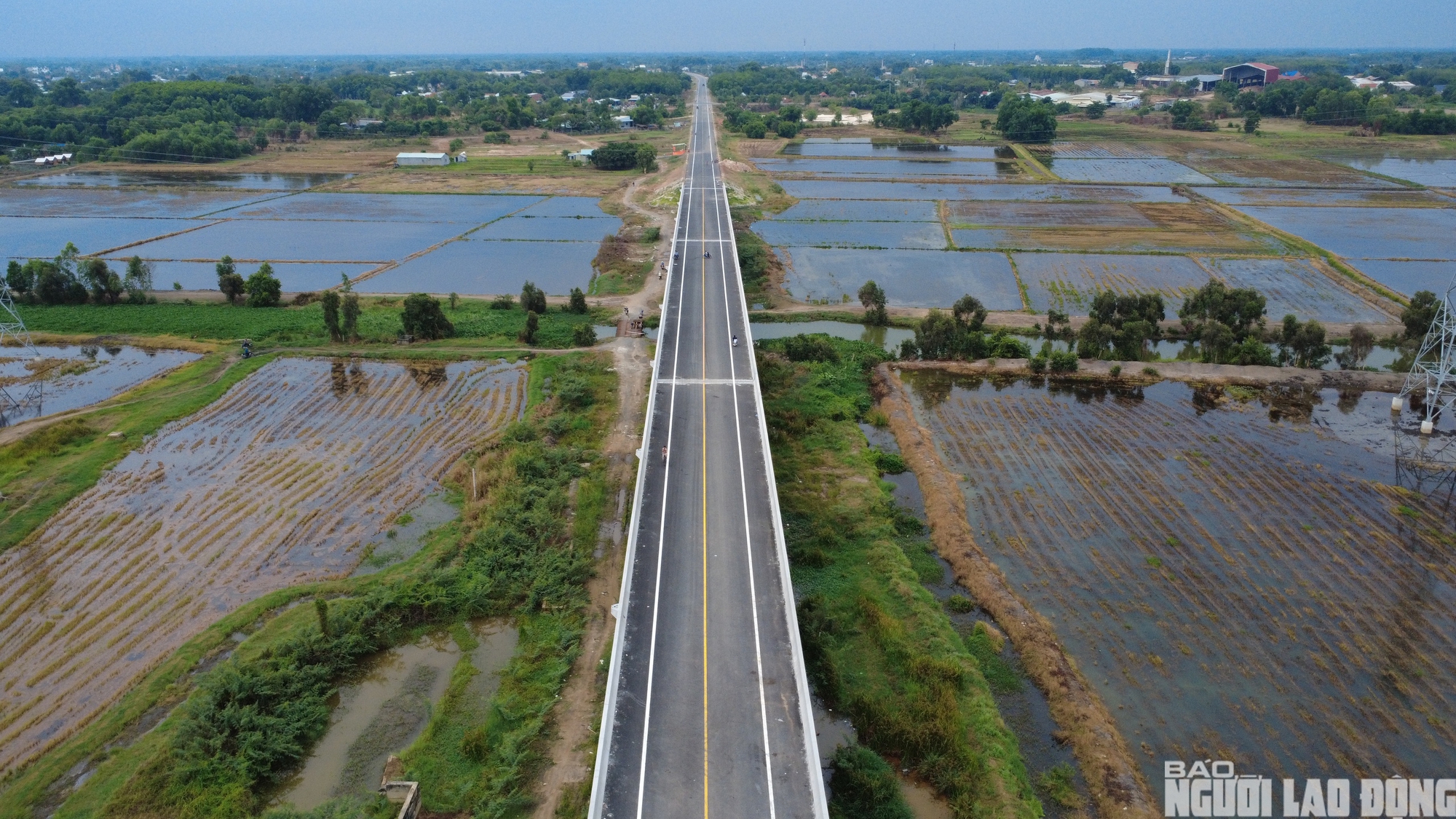 H&igrave;nh h&agrave;i tuyến đường Hồ Ch&iacute; Minh 2 . 200 Tỉ đồng kết nối TPHCM , Đồng Nai , T&acirc;y Ninh - Ảnh 8.
