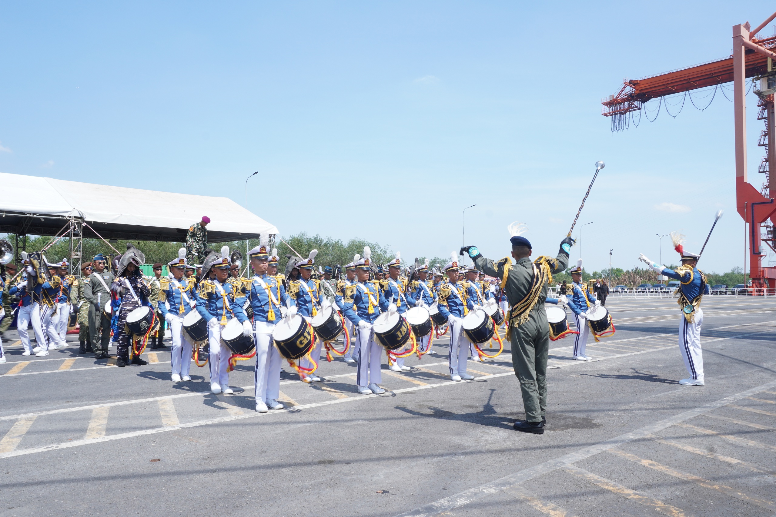 TPHCM đón tàu buồm huấn luyện hải quân lớn nhất Đông Nam Á  - Ảnh 4.