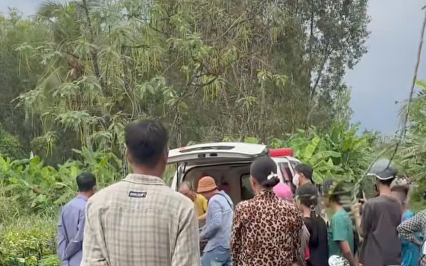 Đi l&agrave;m rẫy trong l&uacute;c trời mưa gi&ocirc;ng, 2 người bị s&eacute;t đ&aacute;nh tử vong - Ảnh 2.