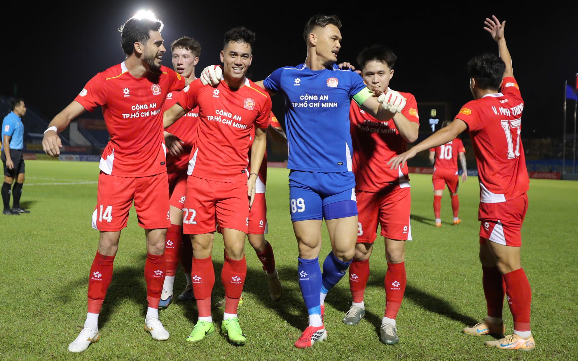 V-League 2025-2026: "T&acirc;n vương" dần lộ diện - Ảnh 2.