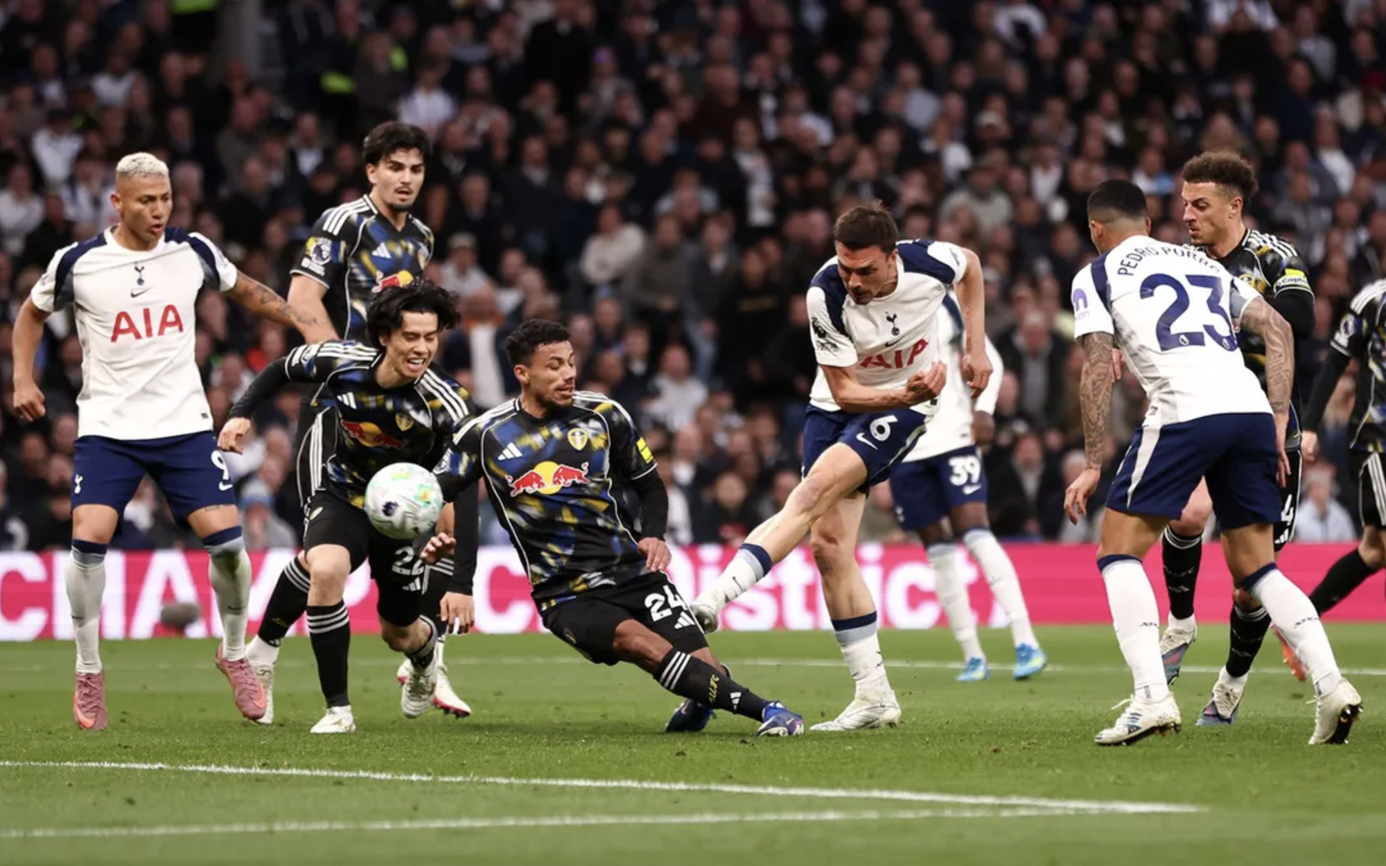 Siêu máy tính dự đoán Tottenham trụ hạng - Ảnh 2.