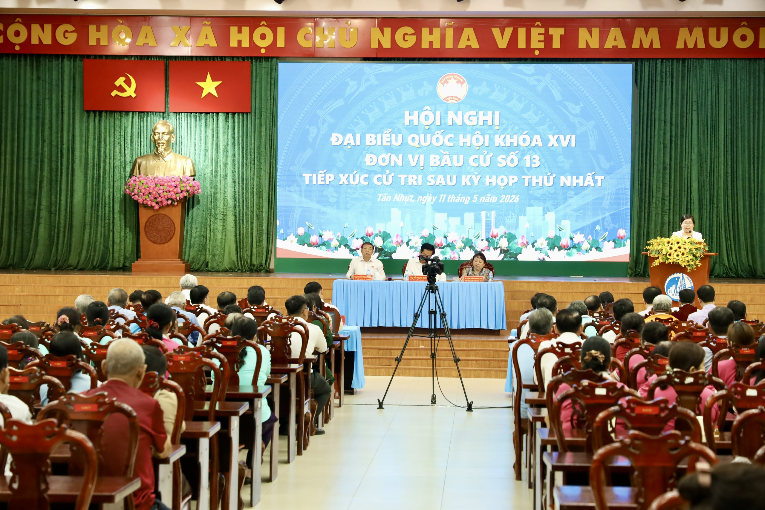 Cử tri 7 xã phía Tây TPHCM nêu nhiều vấn đề dân sinh “nóng” - Ảnh 1.