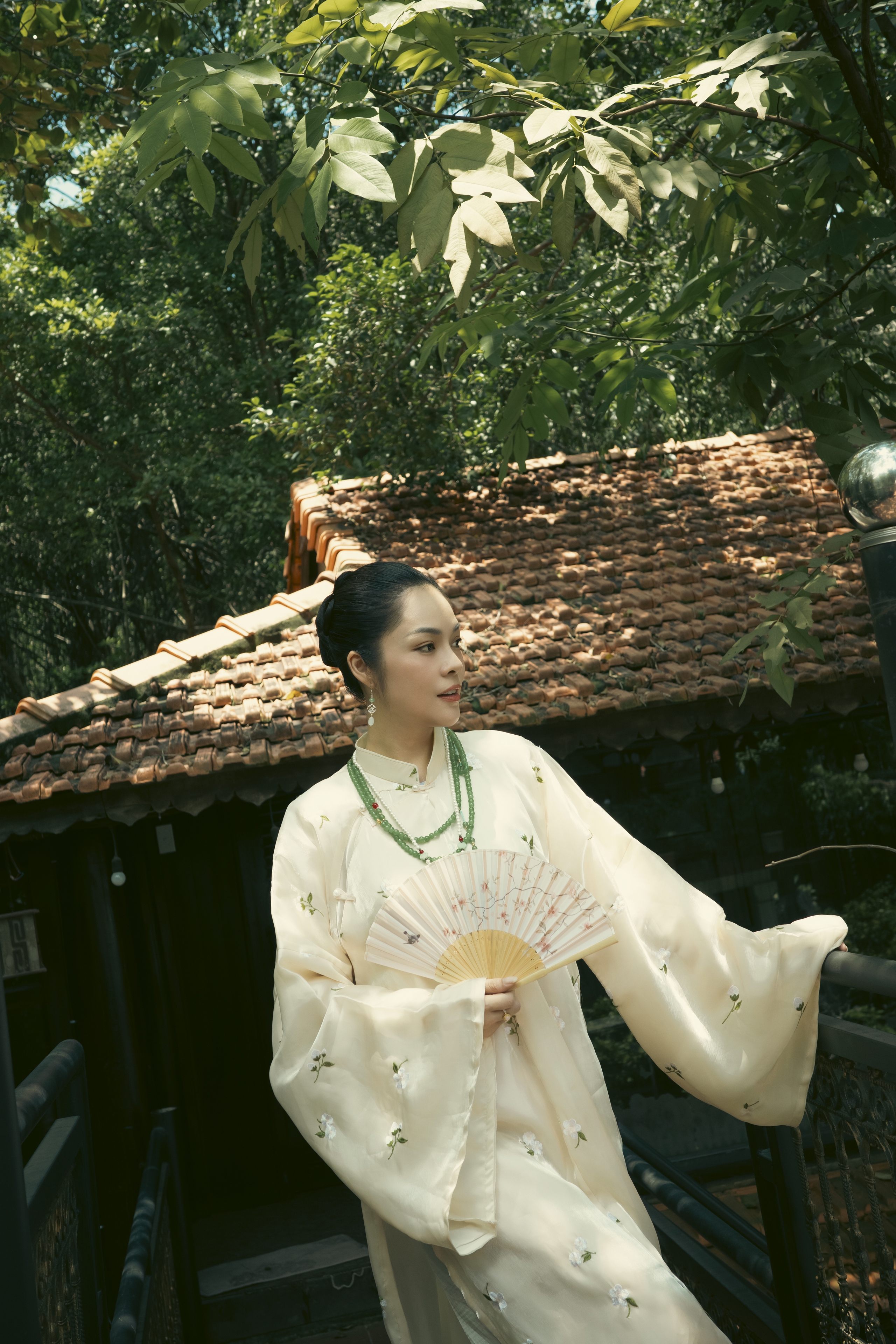 Cay đắng cho Dương Cẩm Lynh  - Ảnh 2.