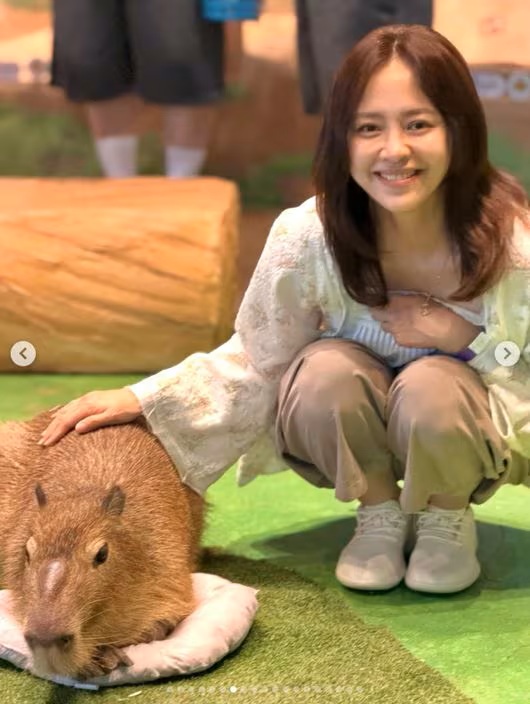 Minh tinh "Nh&agrave; vua v&agrave; ch&agrave;ng hề" t&aacute;i h&ocirc;n với một b&aacute;c sĩ - Ảnh 3.