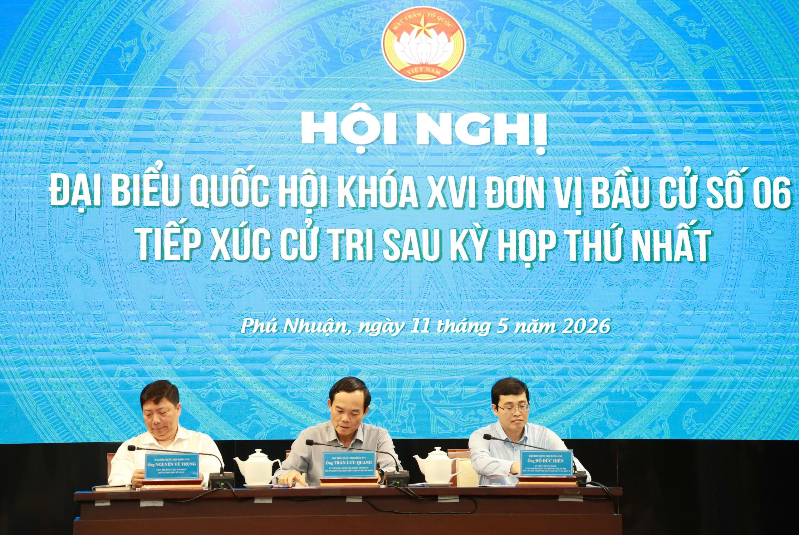Cử tri TPHCM kiến nghị mạnh tay với thực phẩm bẩn, th&aacute;o gỡ quy hoạch treo - Ảnh 2.