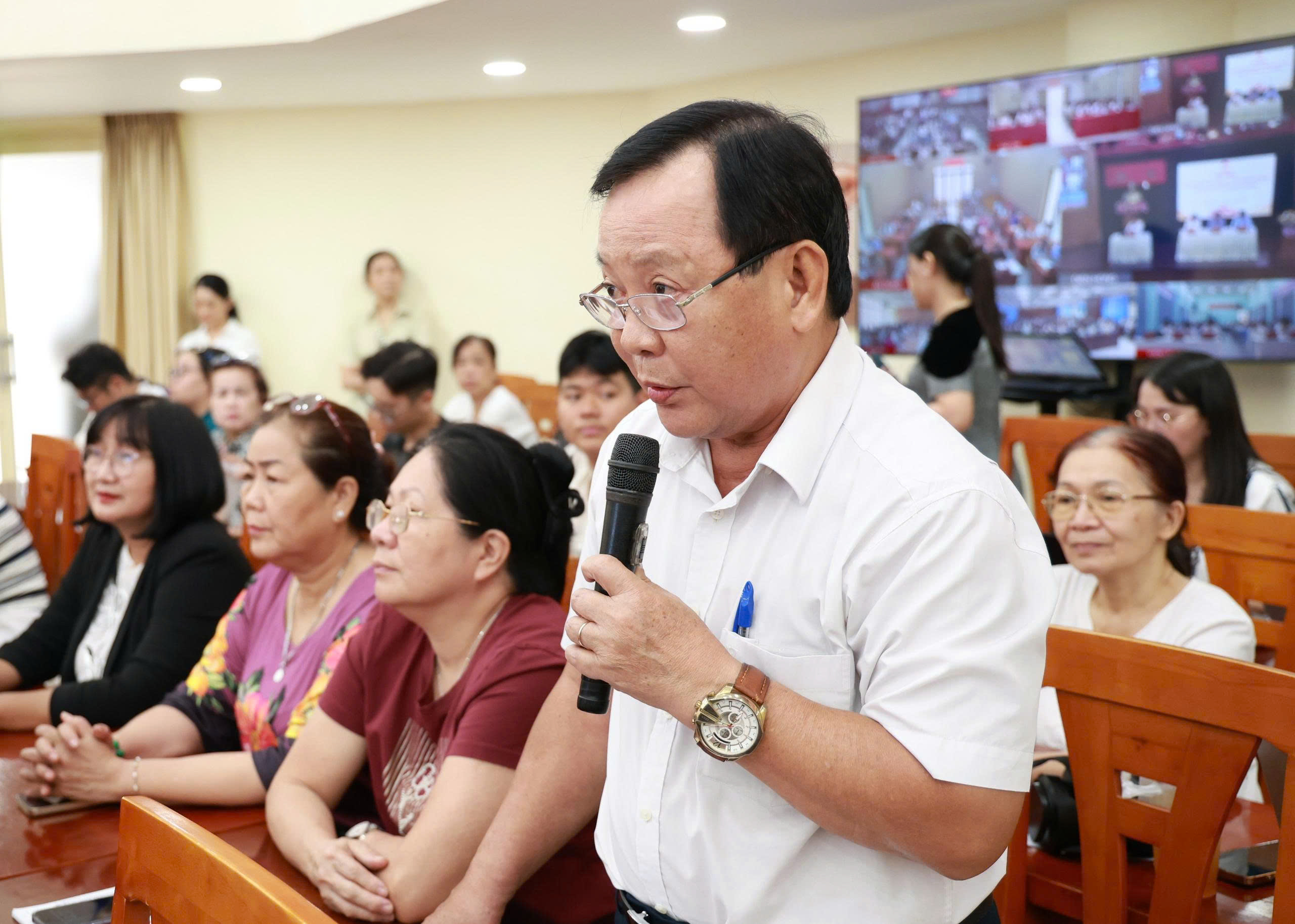 B&iacute; thư Th&agrave;nh ủy TPHCM n&oacute;i về điểm &ldquo;rất đặc biệt&rdquo; của Luật Đ&ocirc; thị đặc biệt - Ảnh 3.
