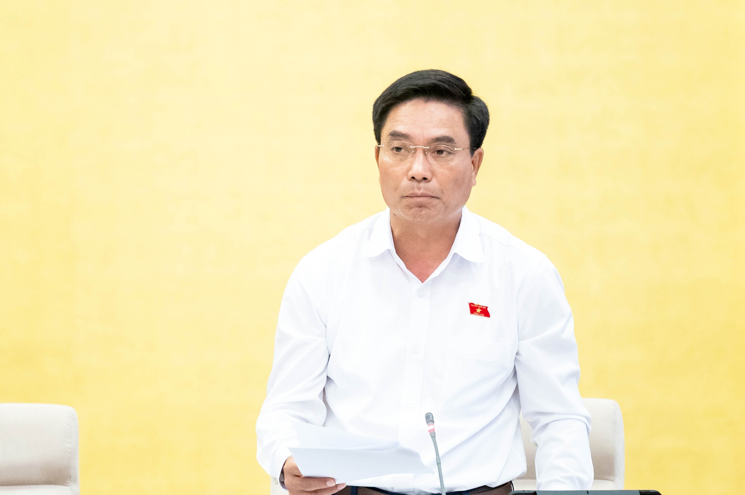 Phó Chủ tịch Quốc hội nói việc liên quan sửa đổi chế độ tiền lương với cán bộ, công chức, viên chức - Ảnh 1.