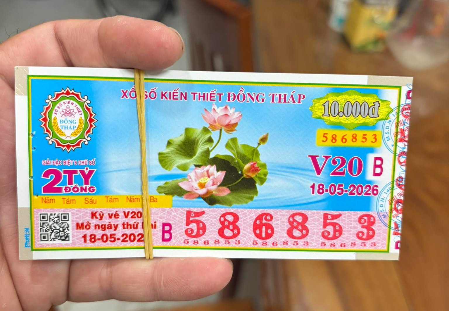 Nhiều người ở TPHCM, Cần Thơ, Vĩnh Long và An Giang trúng xổ số miền Nam - Ảnh 3.