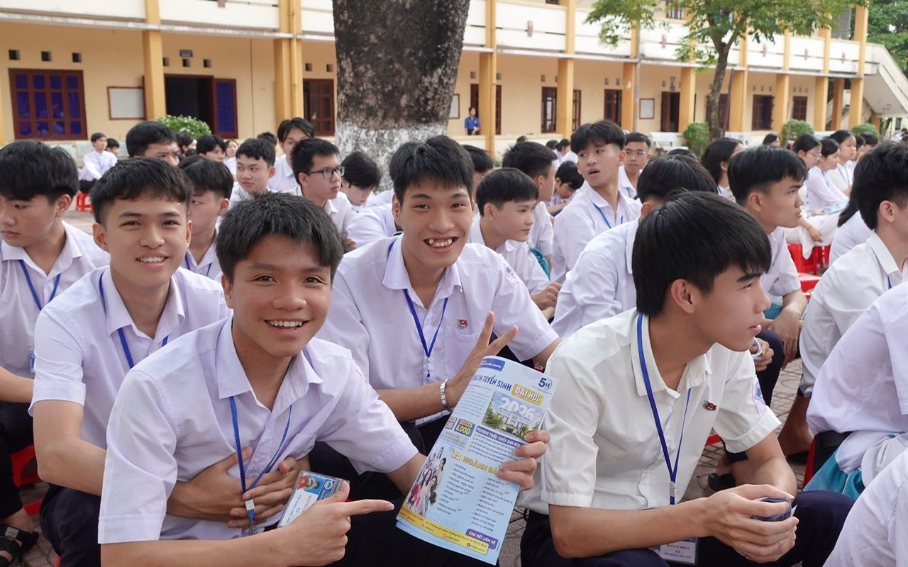 Ngành học khát nhân lực, cơ hội nào cho thí sinh? - Ảnh 2.