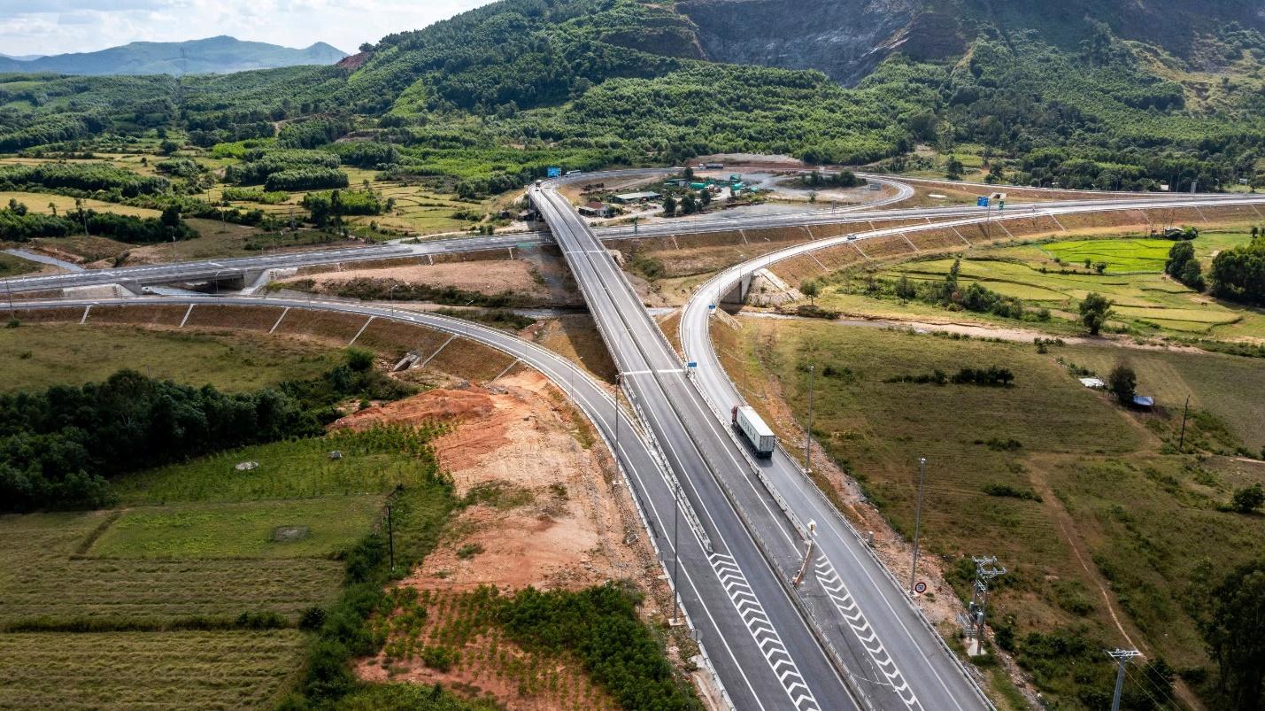 Từ mặt đất đến bầu trời: T&T Group đang x&acirc;y cấu tr&uacute;c logistics &ldquo;biển &ndash; bộ &ndash; kh&ocirc;ng&rdquo; ra sao? - Ảnh 2.