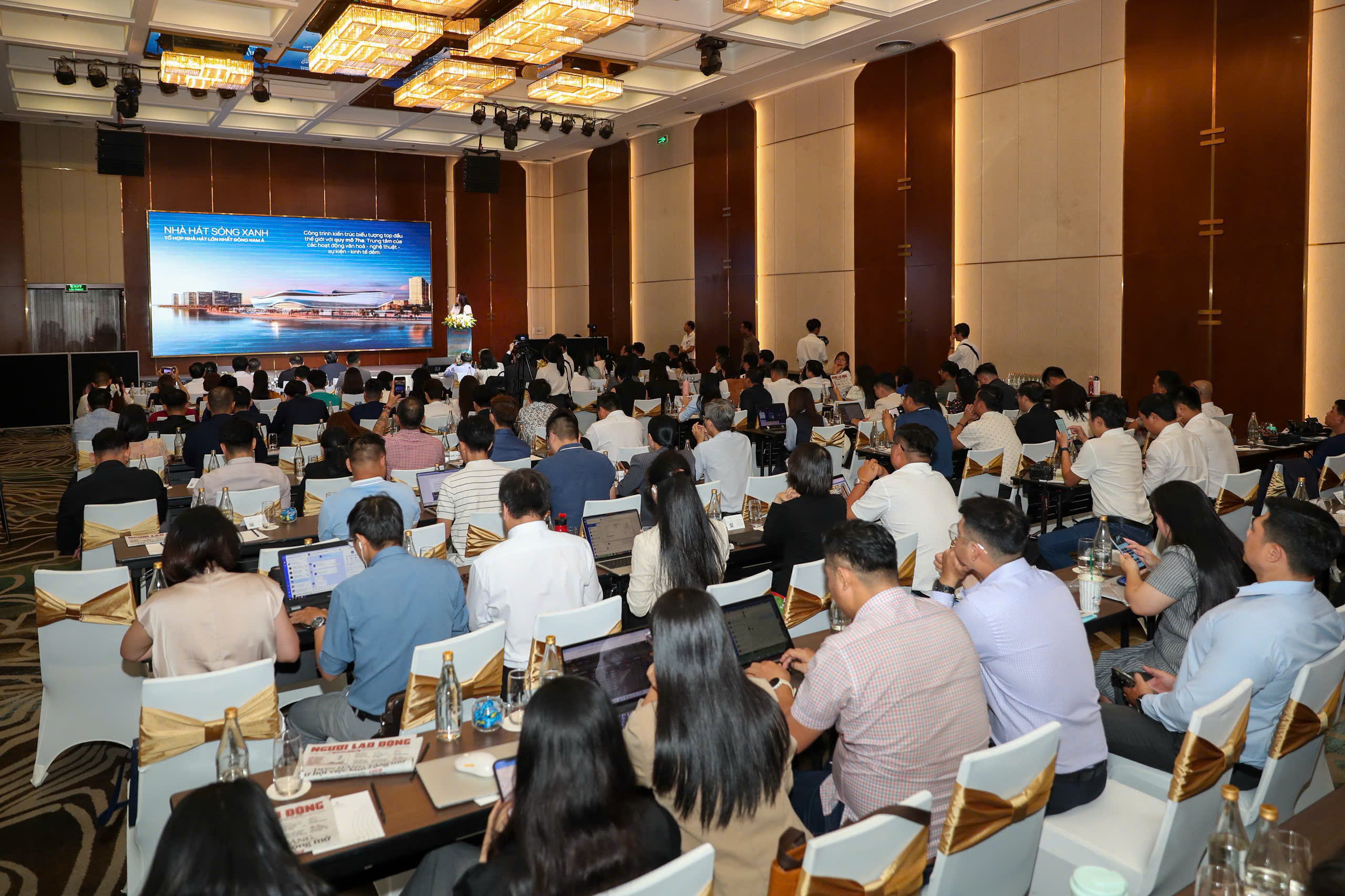 Cần Giờ hướng tới 40 triệu khách mỗi năm: Chiến lược phát triển kinh tế 2026 - Ảnh 3. Cần Giờ hướng tới 40 triệu khách mỗi năm: Chiến lược phát triển kinh tế 2026 - Ảnh 3.