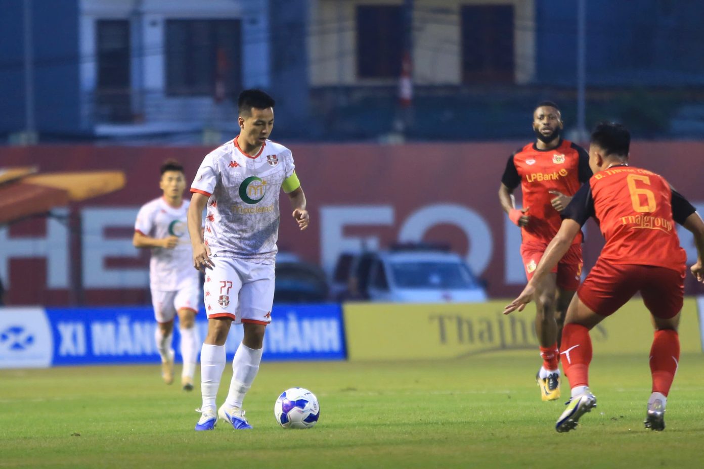 Vì sao CLB Thanh Hóa và Hải Phòng không được cấp phép tham dự giải đấu của AFC? - Ảnh 1.