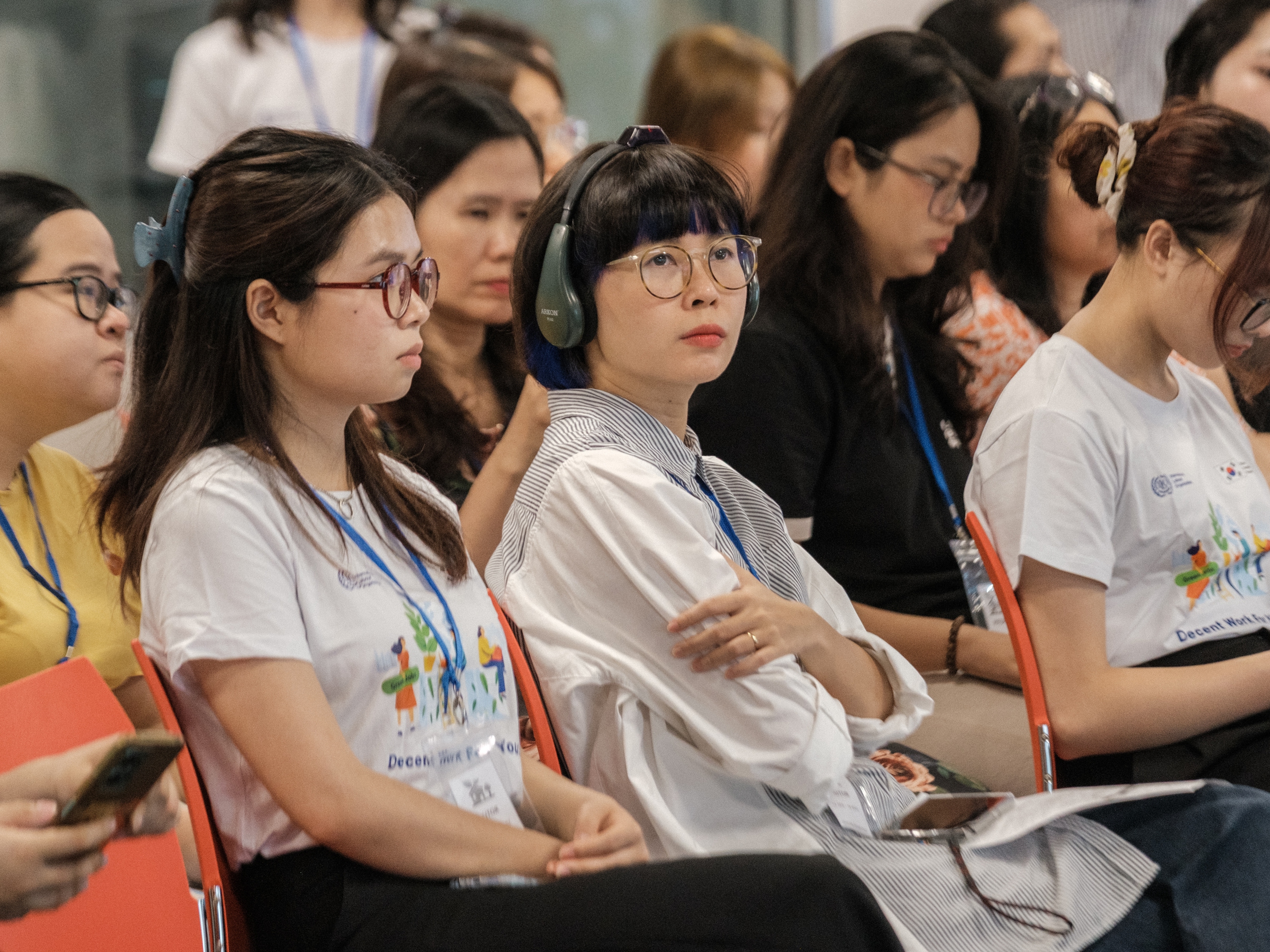ILO: Cần bảo đảm nơi l&agrave;m việc an to&agrave;n, l&agrave;nh mạnh, đặc biệt với lao động trẻ - Ảnh 5.