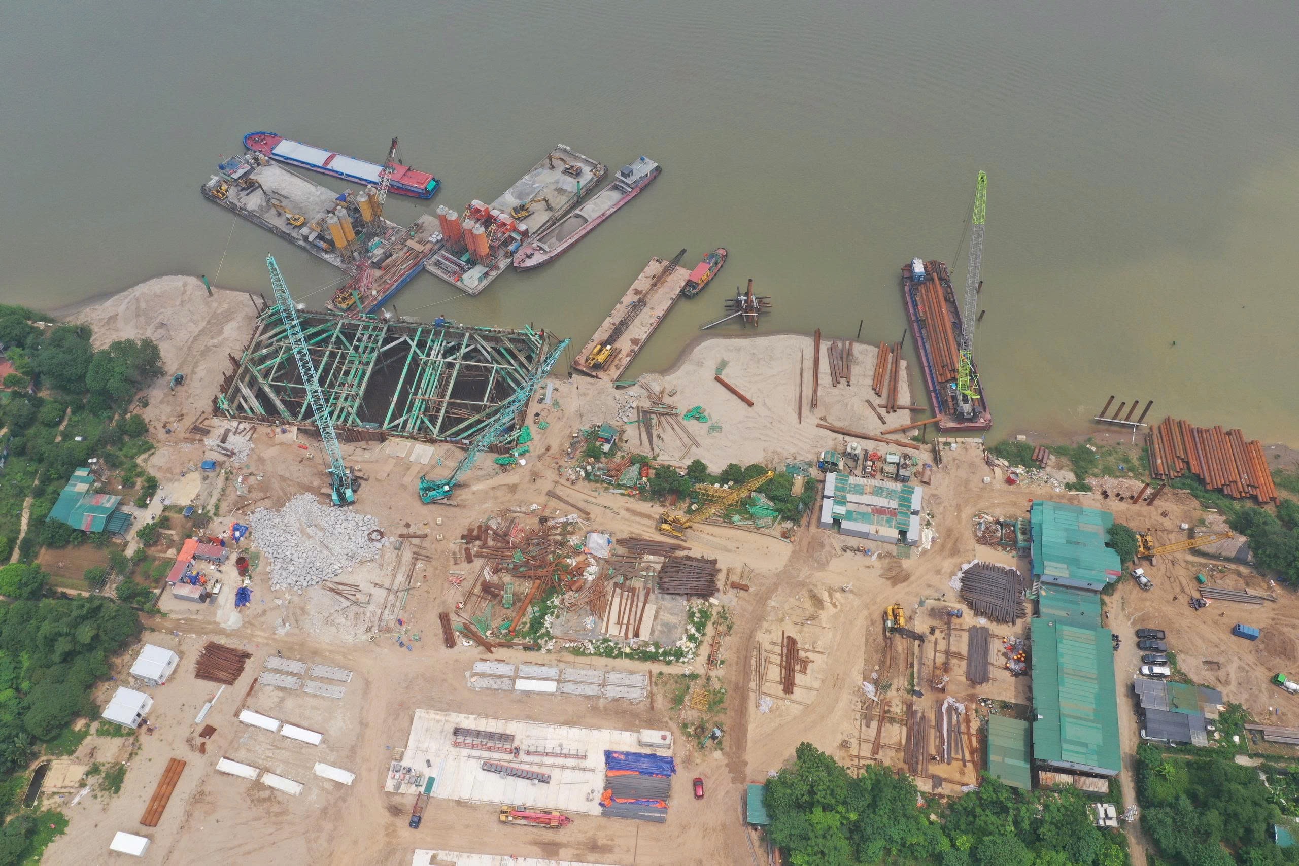 Cận cảnh giải ph&oacute;ng mặt bằng cầu Trần Hưng Đạo v&agrave; c&aacute;c dự &aacute;n cầu s&ocirc;ng Hồng - Ảnh 9.