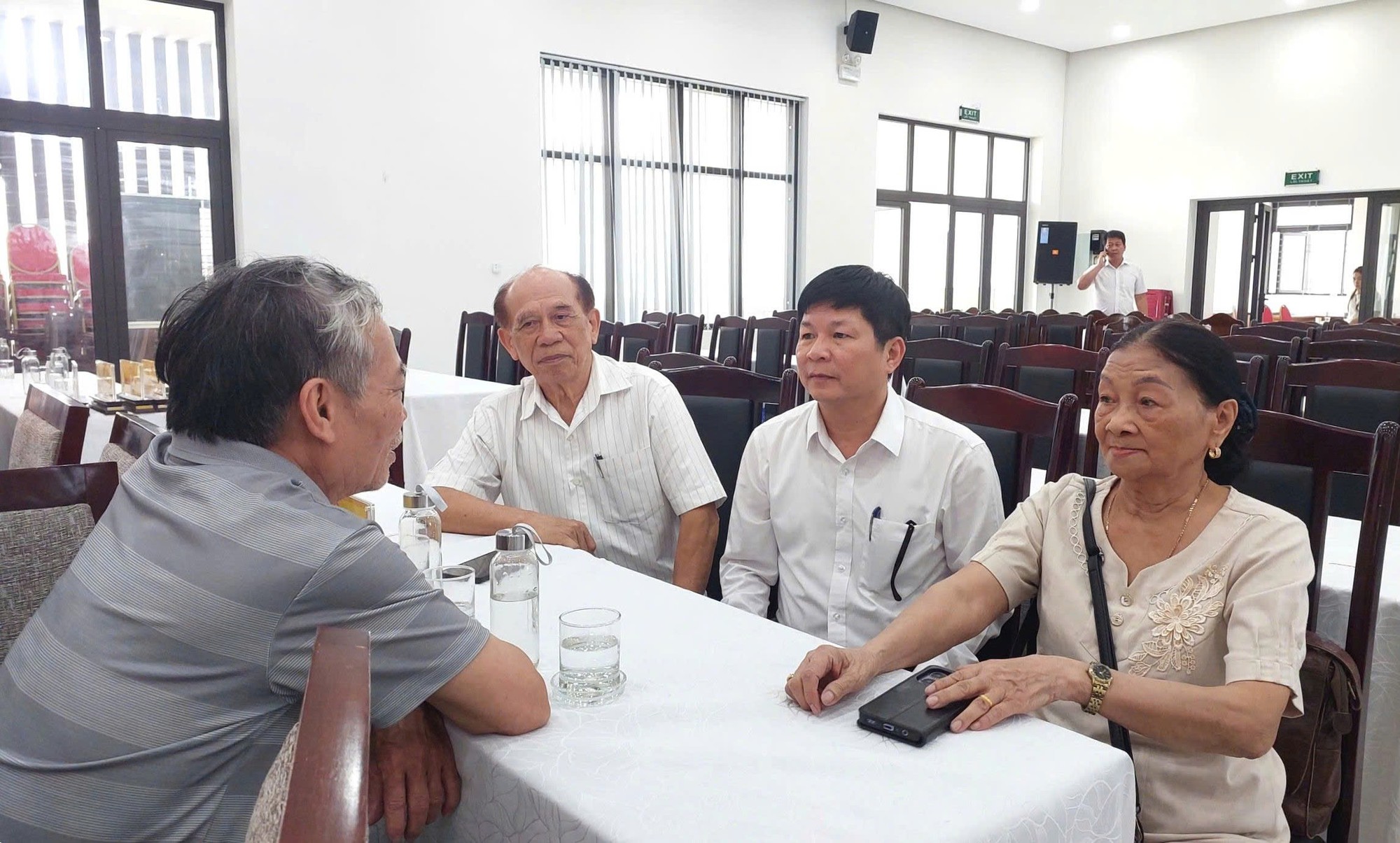 Phường trung tâm Đà Nẵng lo sinh kế cho hơn 600 hộ bán vỉa hè - Ảnh 2.