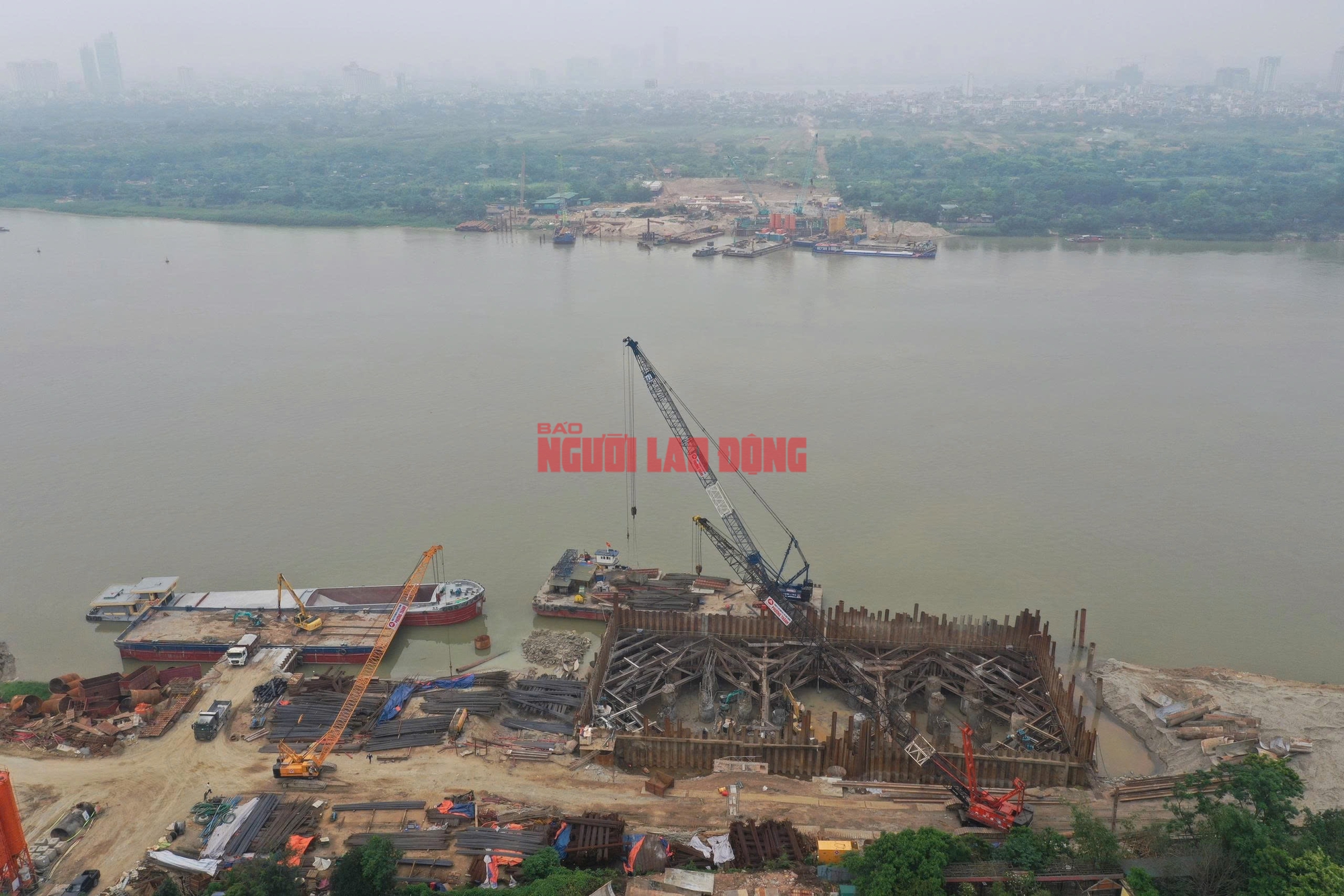 Cận cảnh giải ph&oacute;ng mặt bằng cầu Trần Hưng Đạo v&agrave; c&aacute;c dự &aacute;n cầu s&ocirc;ng Hồng - Ảnh 10.