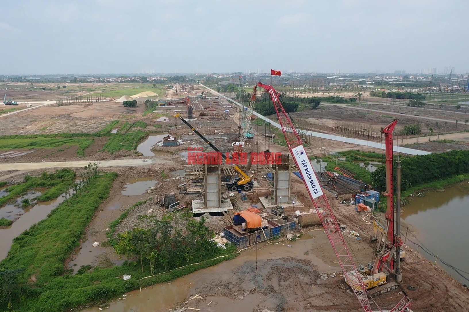 Cận cảnh giải ph&oacute;ng mặt bằng cầu Trần Hưng Đạo v&agrave; c&aacute;c dự &aacute;n cầu s&ocirc;ng Hồng - Ảnh 13.