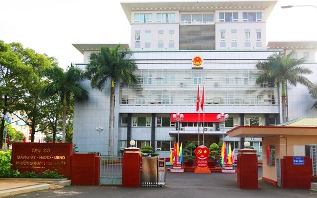 Kh&ocirc;ng c&oacute; t&ecirc;n x&eacute;t tuyển vi&ecirc;n chức, h&agrave;ng chục nh&acirc;n vi&ecirc;n y tế học đường kiến nghị - Ảnh 2.