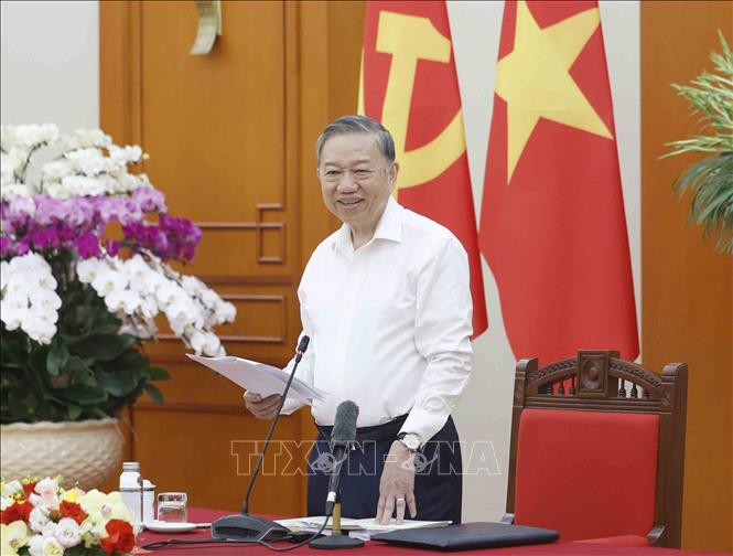 Tổng Bí thư, Chủ tịch nước Tô Lâm: Lý luận không được xa rời đời sống   - Ảnh 2.