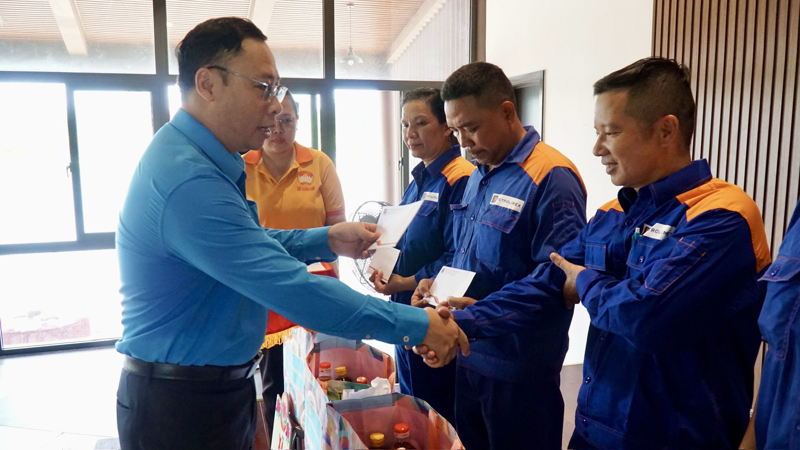 Xã Bình Lợi, TPHCM: Tri ân người lao động bằng những hoạt động thiết thực, nghĩa tình - Ảnh 12.