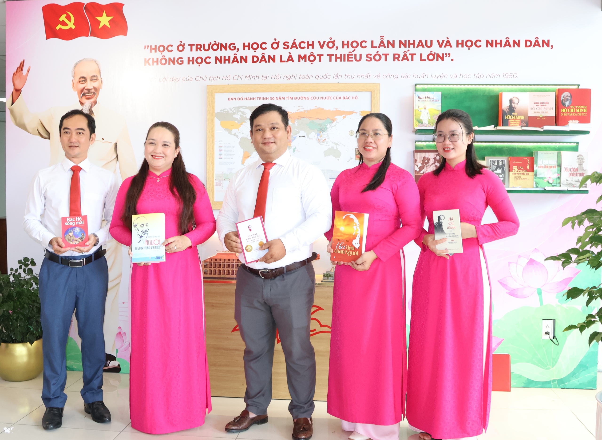 TPHCM: Phường Xuân Hòa ra mắt Không gian văn hóa Hồ Chí Minh - Ảnh 5.