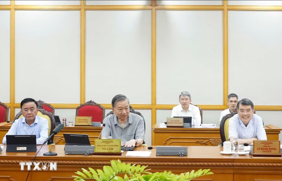 Ho&agrave;n thiện thể chế vượt trội, tạo động lực mới để TPHCM ph&aacute;t triển nhanh, bền vững - Ảnh 3.