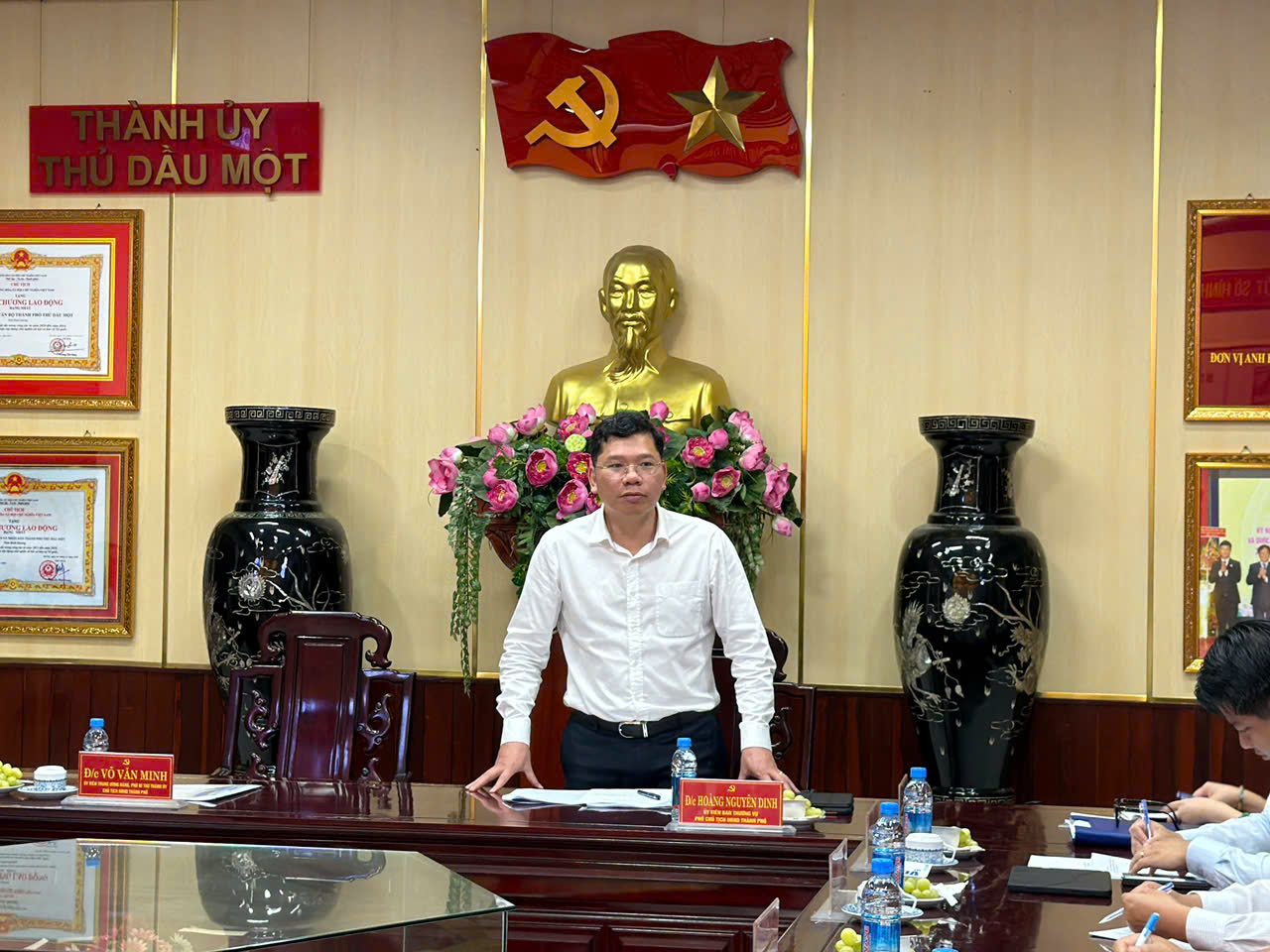 Chủ tịch HĐND TPHCM yêu cầu xử lý dứt điểm dự án treo gần 20 năm ở Thủ Dầu Một - Ảnh 2.
