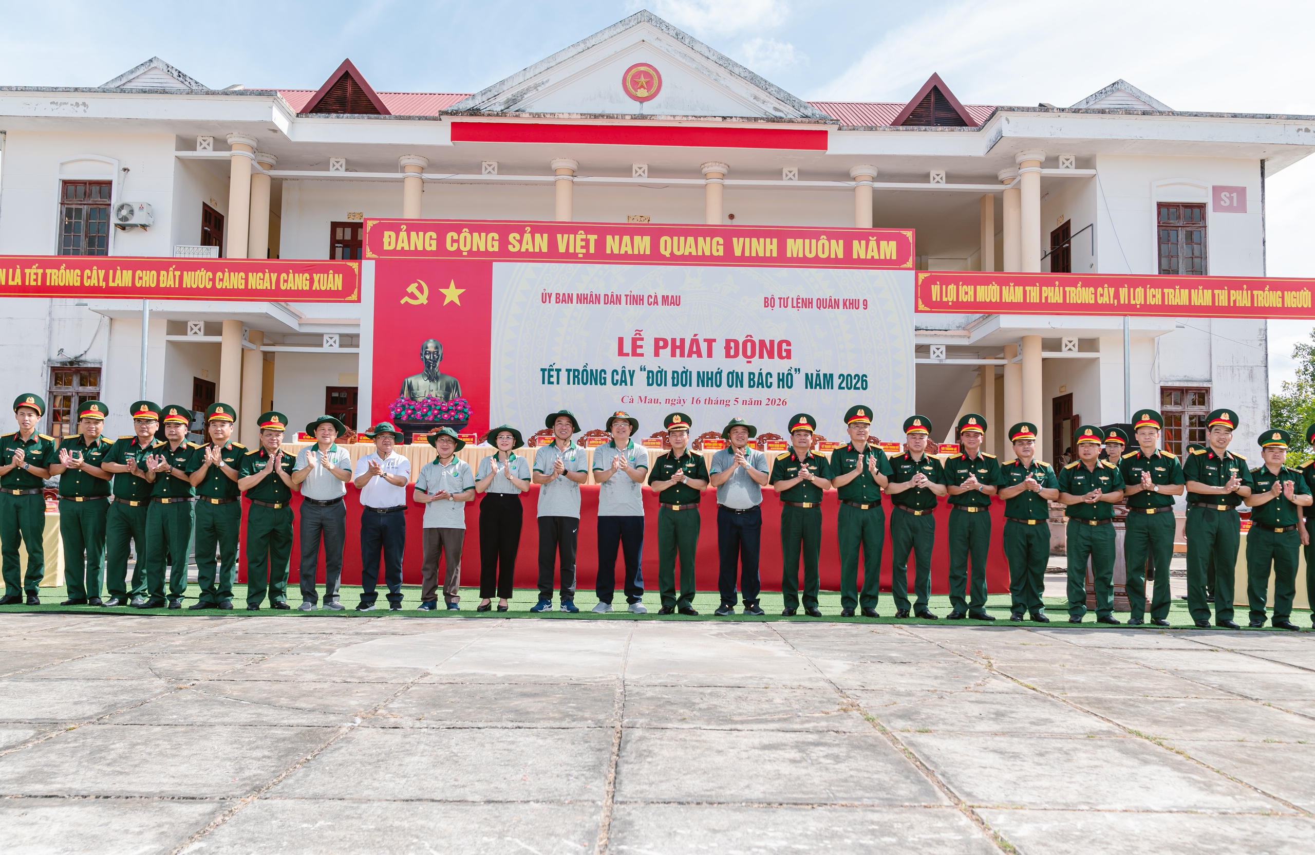 Cà Mau đặt mục tiêu trồng mới hơn 1 triệu cây xanh - Ảnh 2.