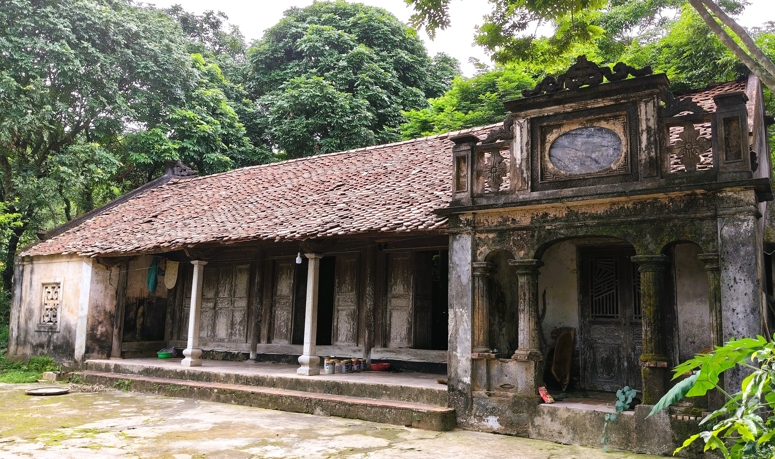 Ng&ocirc;i nh&agrave; cổ bằng gỗ lim độc đ&aacute;o ở xứ Thanh - Ảnh 4.