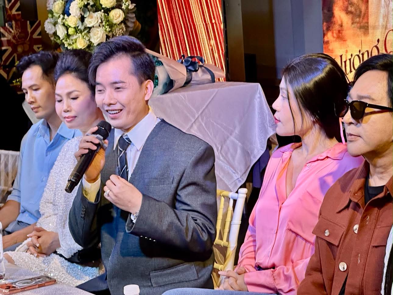 NSƯT Kim Tử Long đạo diễn liveshow