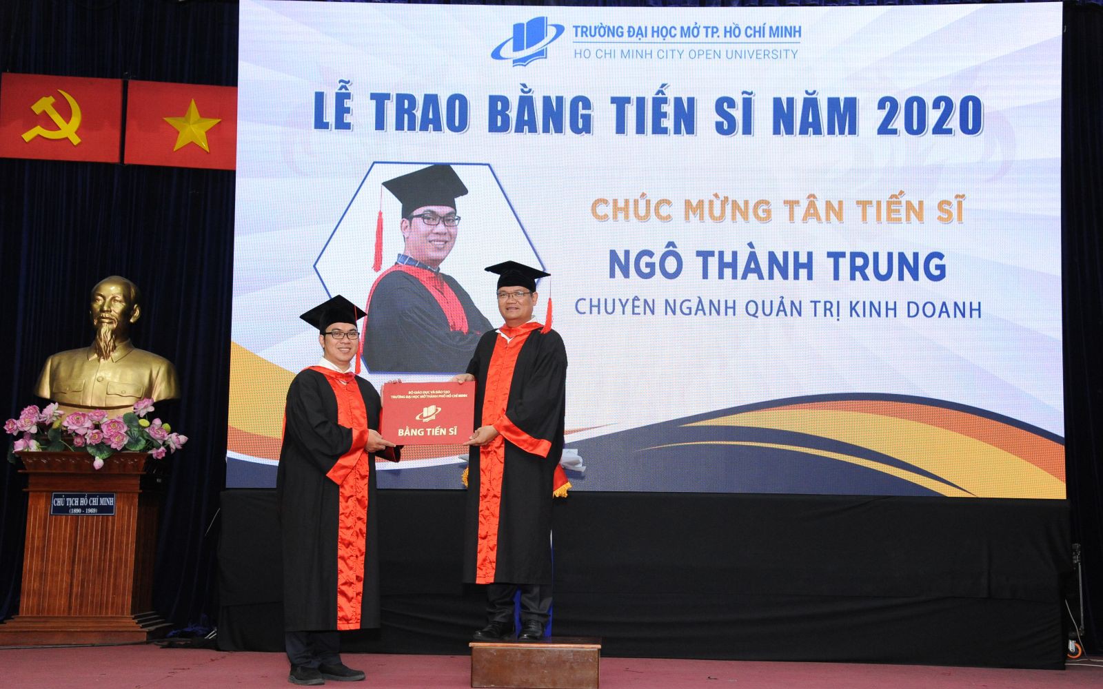 ĐHQG TPHCM hỗ trợ nghi&ecirc;n cứu sinh đến 560 triệu đồng - Ảnh 2.
