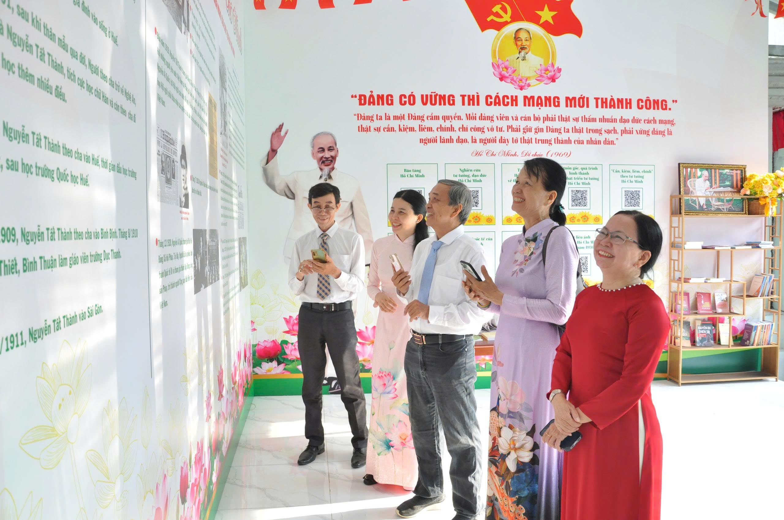 Tư tưởng Hồ Chí Minh soi sáng hành trình phát triển đất nước - Ảnh 16.