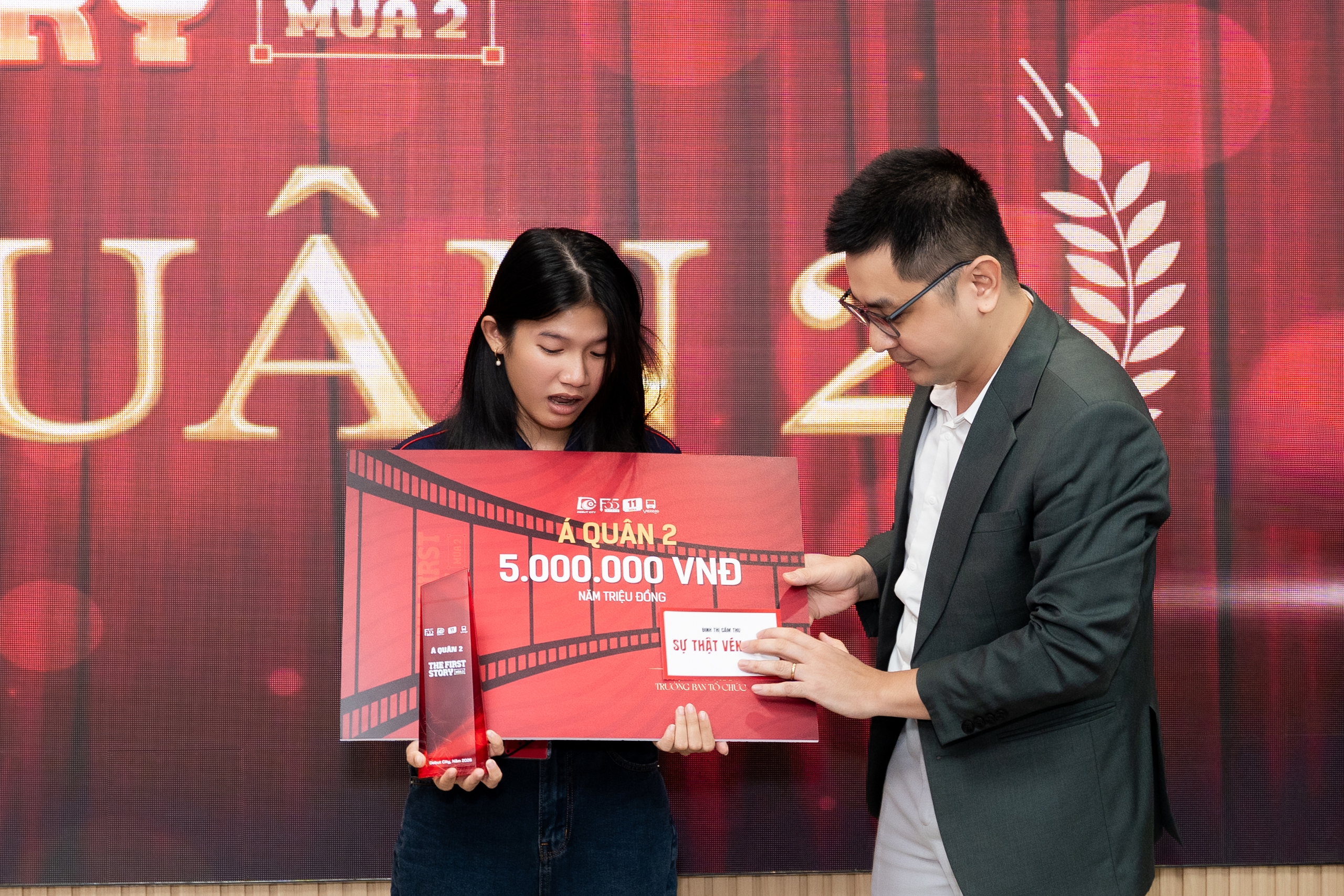 Charlie Nguyễn, Nhung Khìn, Đỗ Thành Chung tìm ra biên kịch quán quân - Ảnh 3.