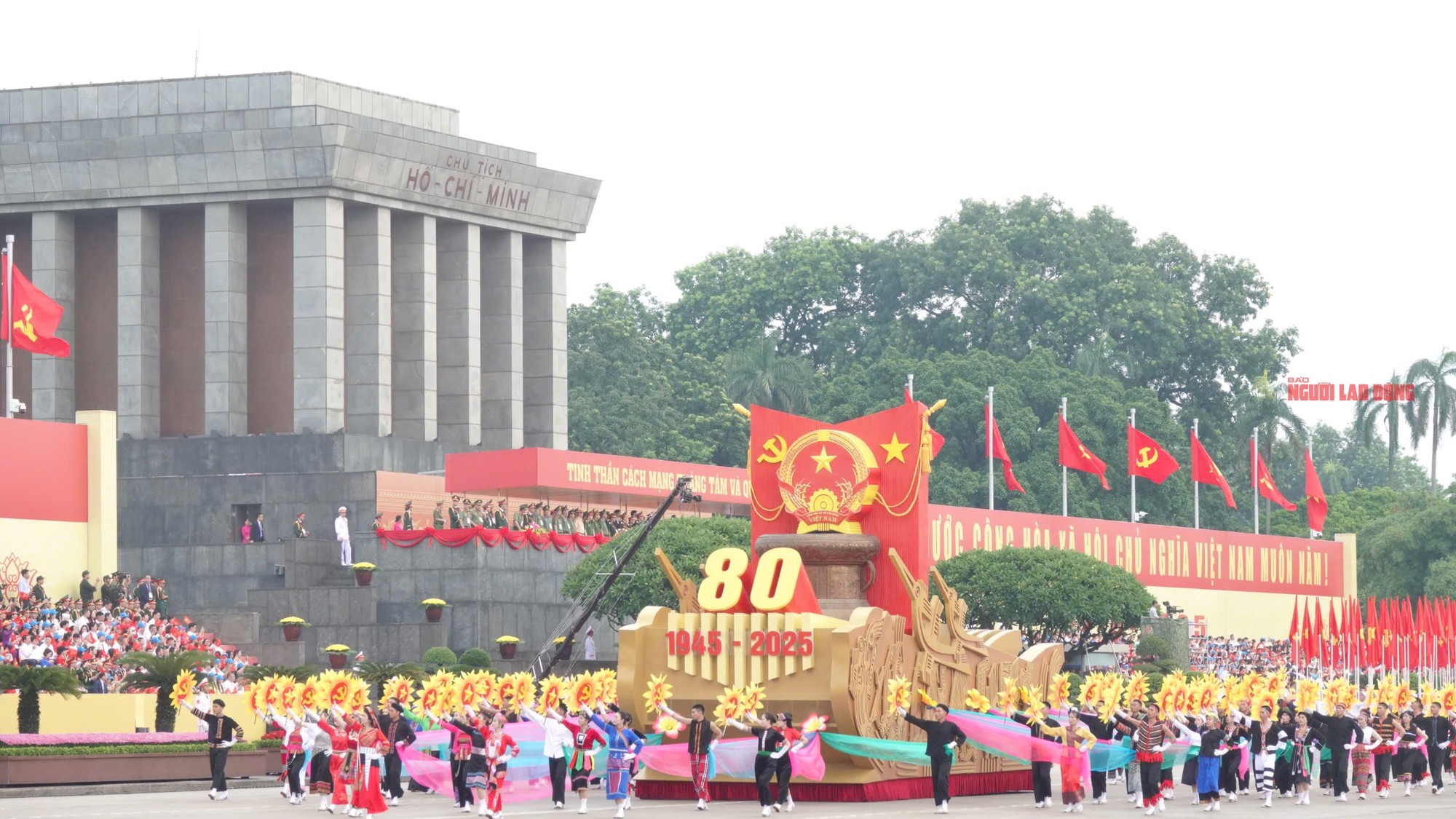 Tư tưởng Hồ Chí Minh soi sáng hành trình phát triển đất nước - Ảnh 10.