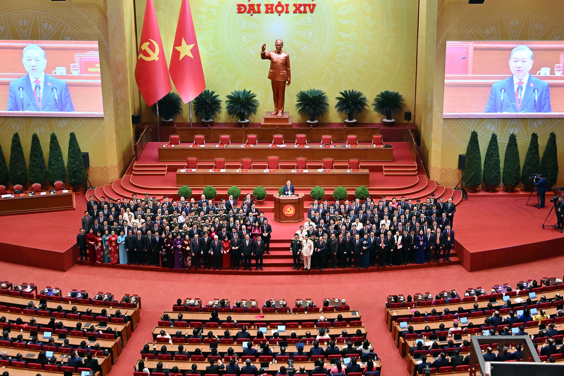 Tư tưởng Hồ Chí Minh soi sáng hành trình phát triển đất nước - Ảnh 30.