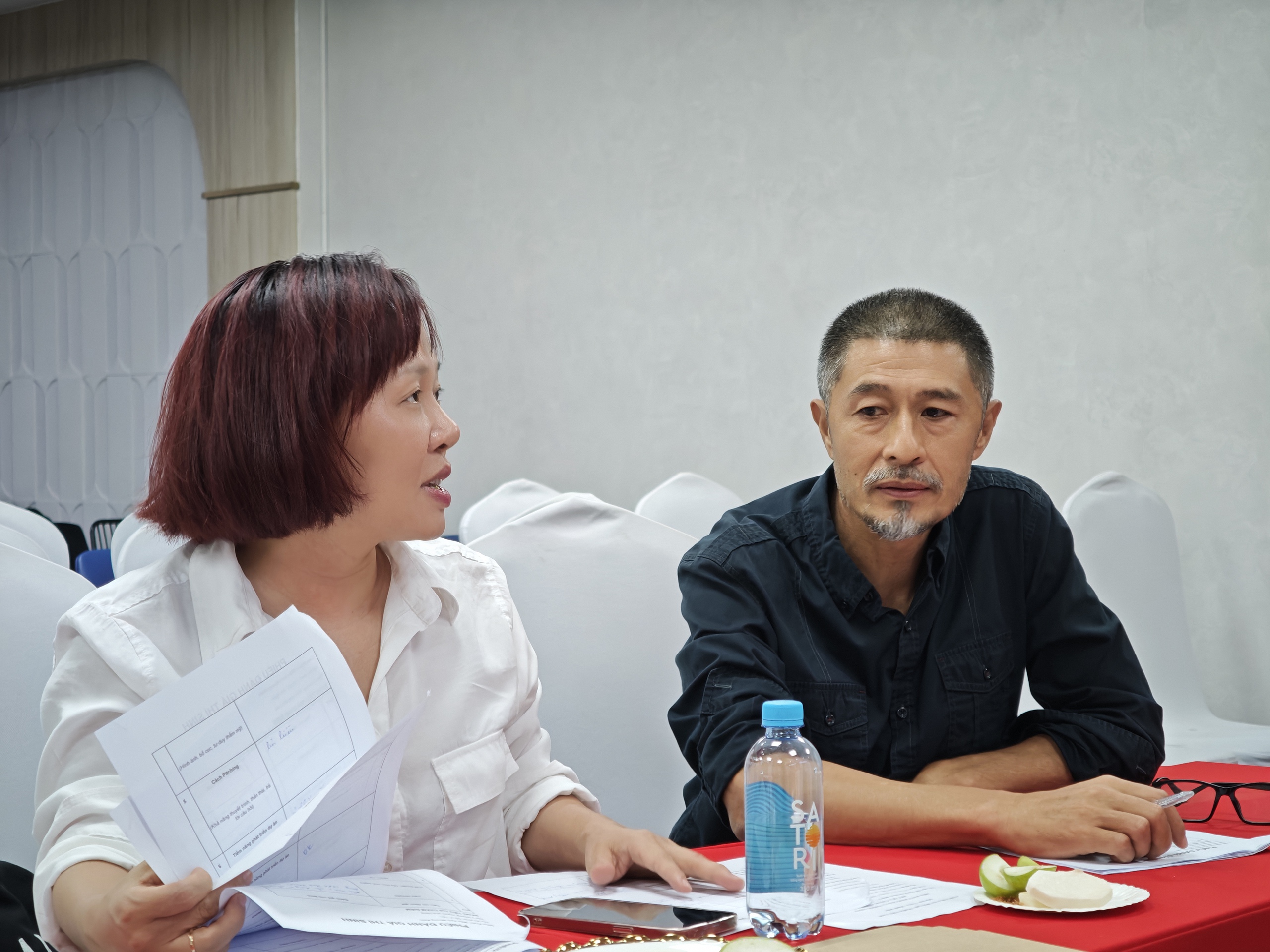 Charlie Nguyễn, Nhung Khìn, Đỗ Thành Chung tìm ra biên kịch quán quân - Ảnh 7.