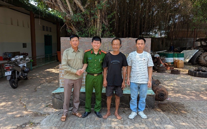 Tìm kiếm thanh niên mất tích Lê Xuân Tiến Sau gần 1 năm không liên lạc - Ảnh 2. Tìm kiếm thanh niên mất tích Lê Xuân Tiến Sau gần 1 năm không liên lạc - Ảnh 2.
