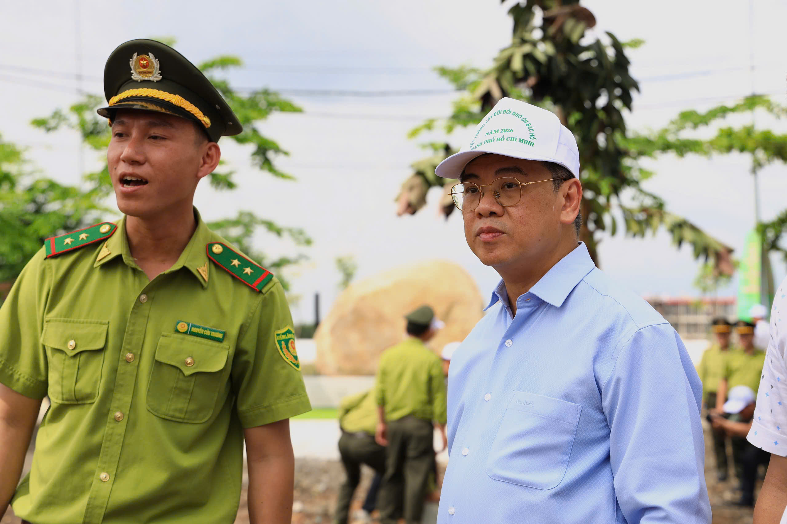 TPHCM ph&aacute;t động Tết trồng c&acirc;y "Đời đời nhớ ơn B&aacute;c Hồ" - Ảnh 3.