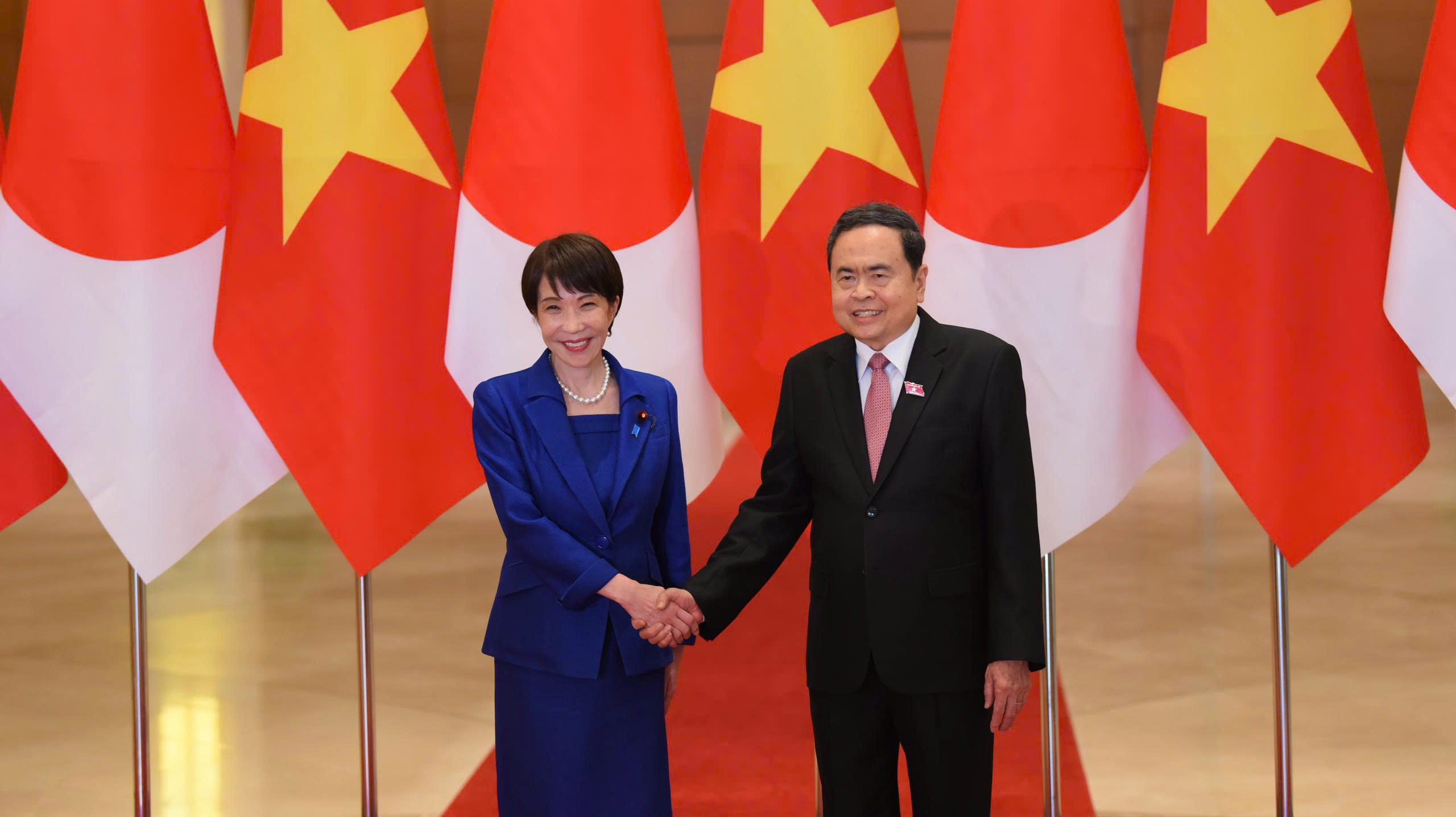 Chủ tịch Quốc hội Trần Thanh Mẫn hội kiến Thủ tướng Nhật Bản Takaichi Sanae - Ảnh 1.